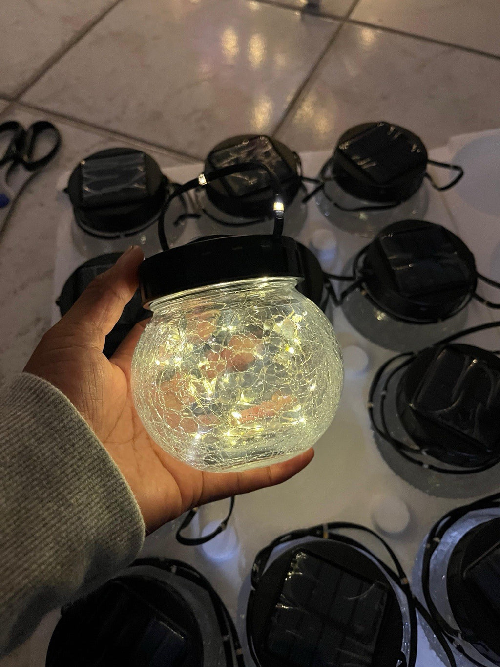 Solar Lights Outdoor Waterproof 12-Pack, Solar Powered Hanging Lantern Cracked G9